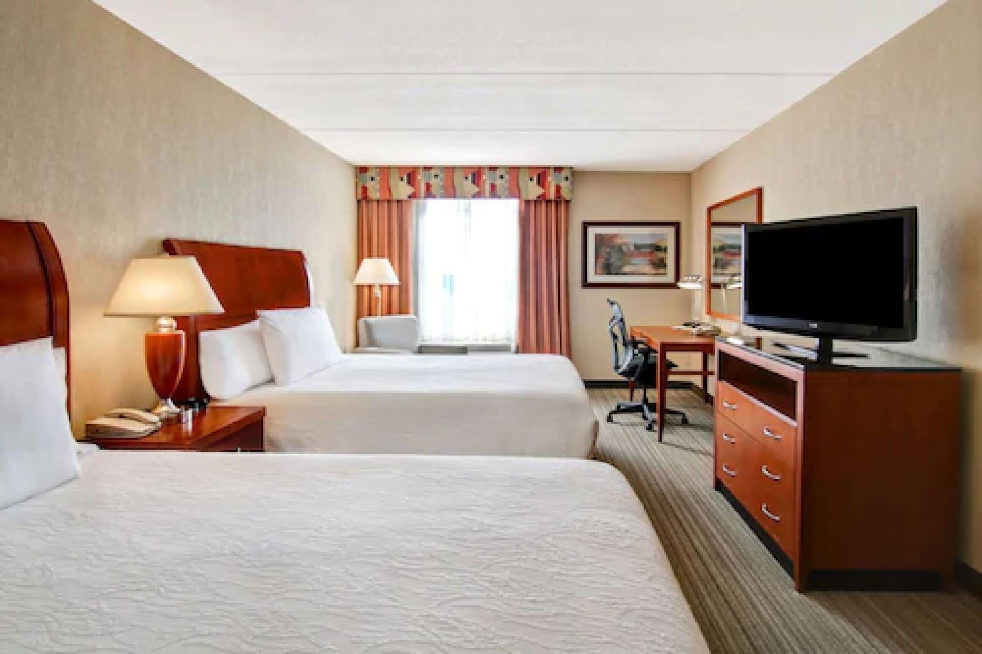 Hilton Garden Inn Toronto/Burlington Esterno foto