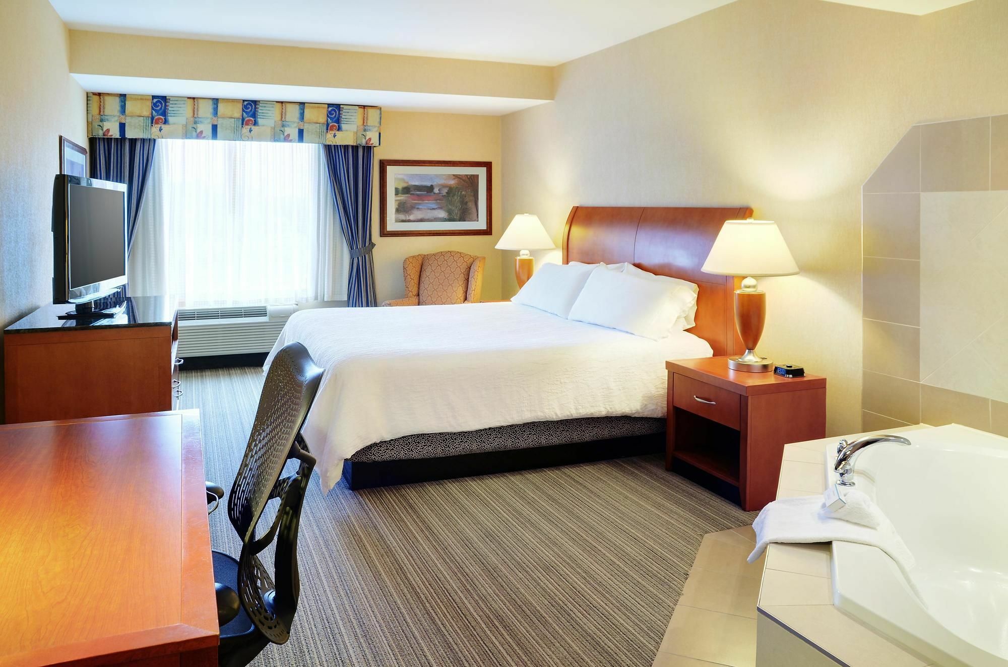 Hilton Garden Inn Toronto/Burlington Esterno foto